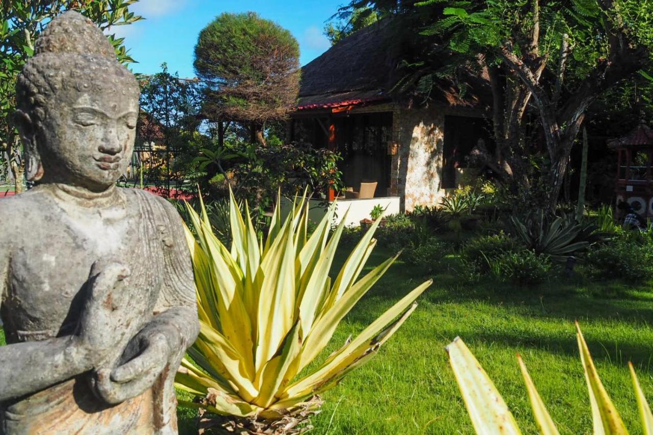 Villa Anjing Нуса Дуа Екстериор снимка